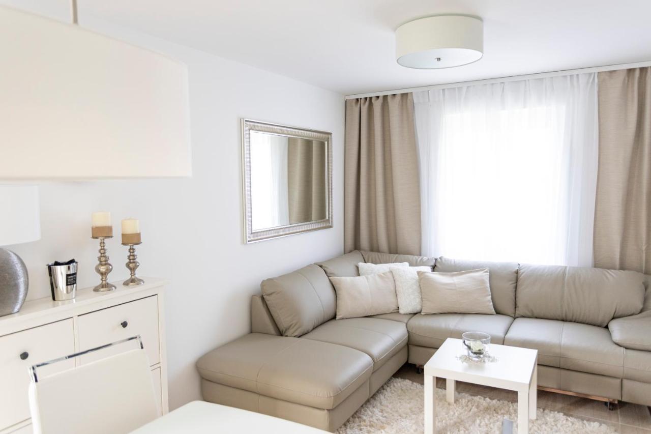 Luxury Mantinela Apartment Malinska Extérieur photo
